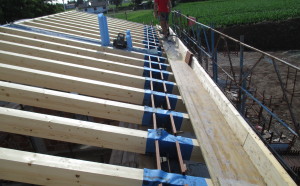 Travi legno nuova costruzione civile zanella costruzioni edili montebelluna treviso