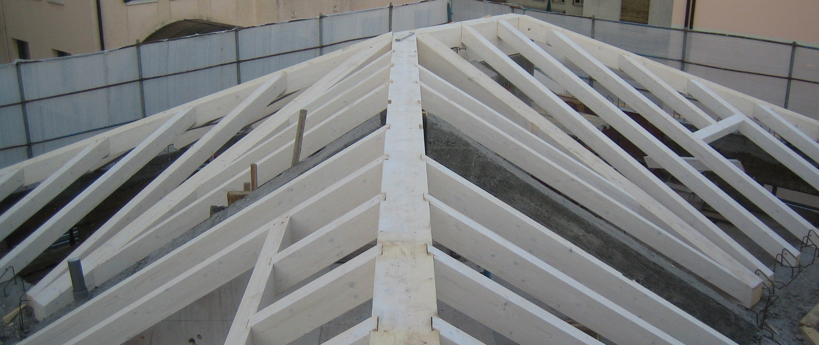 Costruzioni-edili-zanella-rifacimento-tetto-Montebelluna